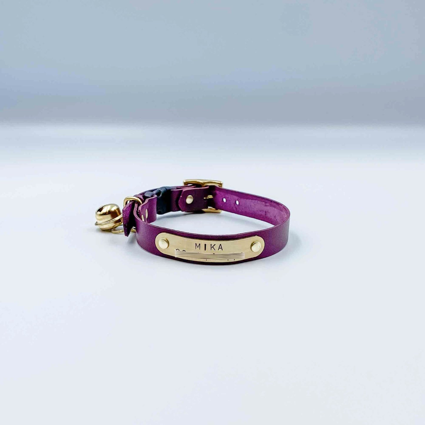 Leather & Brass Cat Collar with hand-stamped nameplate (Adjustable) - Black Gold (Brass) - Kinfolk Leather