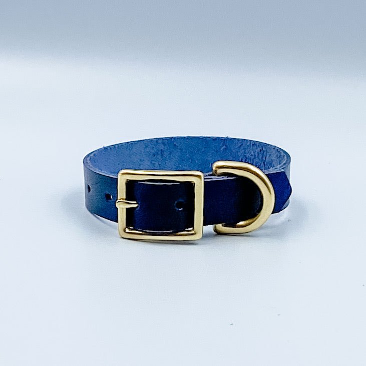 Leather Puppy Collar / Tiny Dog Collar (includes hand-stamped nameplate) - Navy with gold hardware Yes - Kinfolk Leather